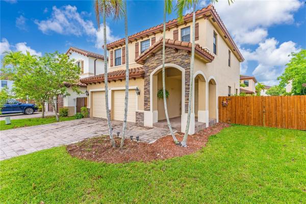 Sonoma At The Vineyards, 463 SE 34th Ter, Homestead, Florida 33033, image 3