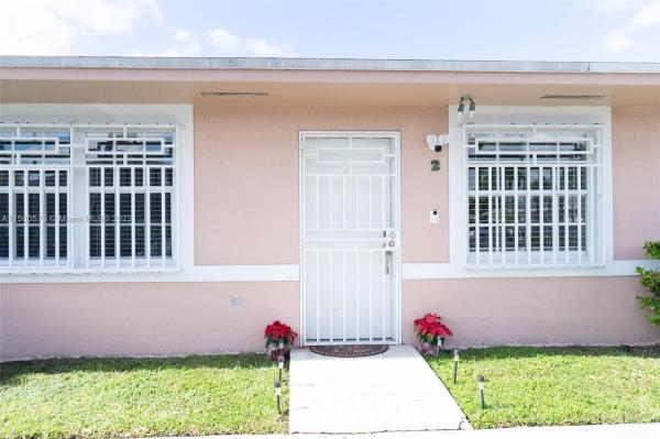 Villas Of Bird Gardens, 3830 SW 108th Ave #2, University Park, Florida 33165, image 1