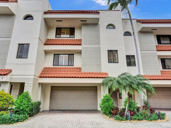 Victoria Park Place, 1401 NE 9th St #7, Fort Lauderdale, Florida 33304, image 3