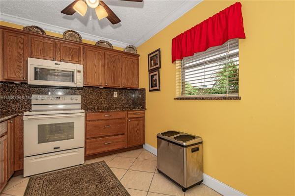 Somerset, 2850 Somerset Dr #418L, Lauderdale Lakes, Florida 33311, image 3