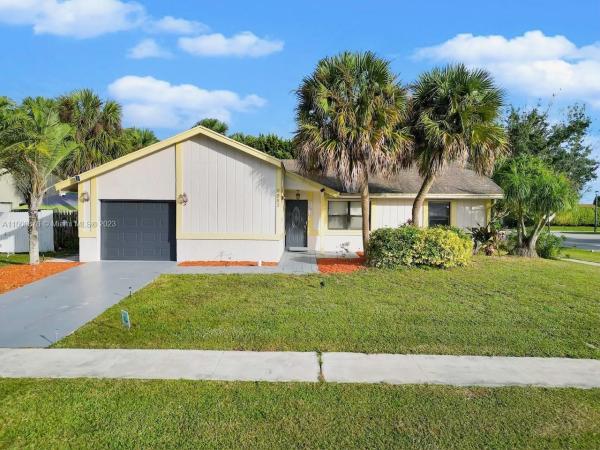 American Homes At Southwind Lakes, 9883 Liberty Ct, Boca Raton, Florida 33434, image 2