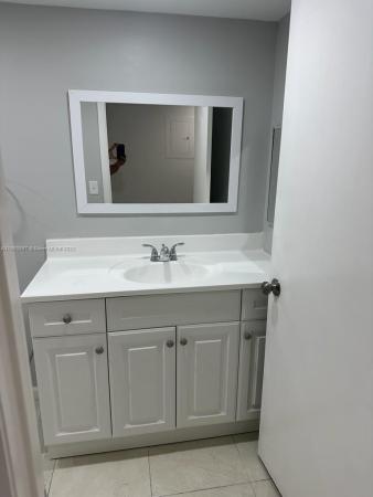 Carmel Lakes, Ives Estates, Florida 33179, image 2
