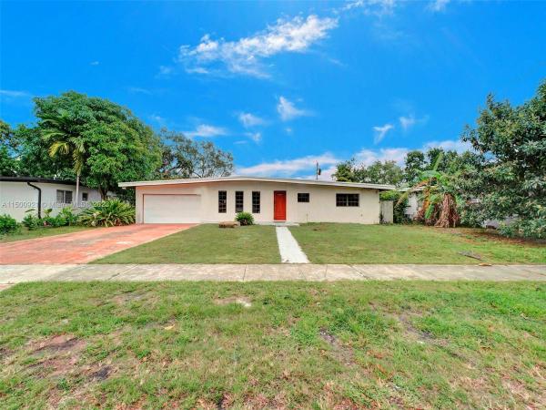 Sky Lake, 1941 NE 186th Dr, North Miami Beach, Florida 33179, image 1