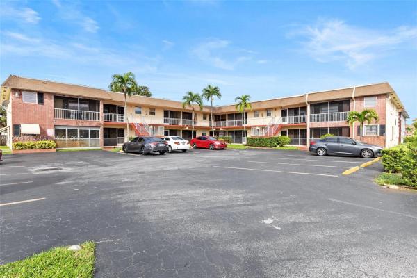 University Manors, 2040 NW 81st Ave #129, Pembroke Pines, Florida 33024, image 1
