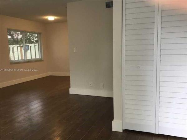 Habitat 2, 2218 NW 59th Way #63-B, Lauderhill, Florida 33313, image 2