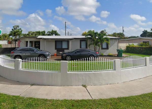 Westwood Lakes Residential, 11041 SW 43rd St, Westwood Lakes, Florida 33165, image 3