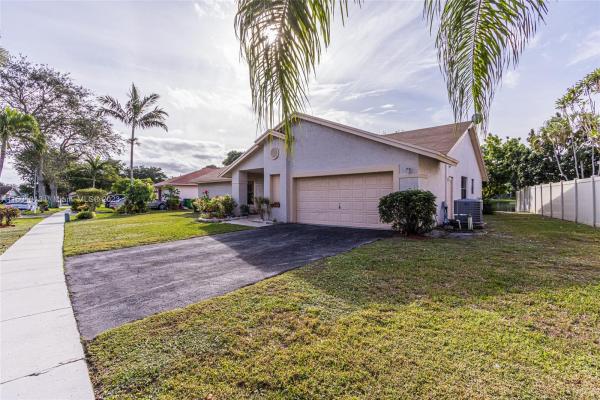 Riverdale, 9760 Forest Dr, Miramar, Florida 33025, image 1