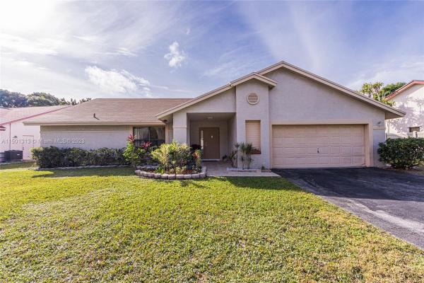 Riverdale, 9760 Forest Dr, Miramar, Florida 33025, image 3