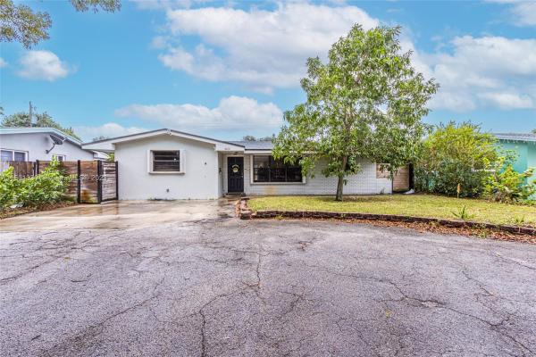 Federal Park, 6630 Arthur St, Hollywood, Florida 33024, image 1