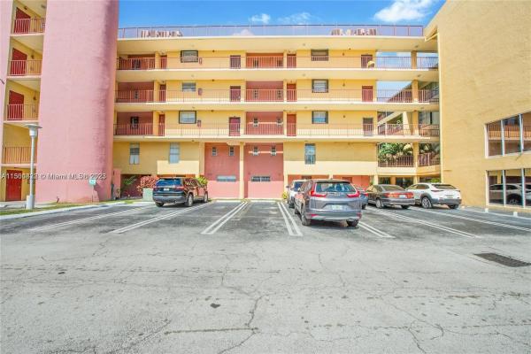 Fernwoods, 8775 Park Blvd #110, Fountainebleau, Florida 33172, image 1