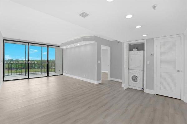 Lakewood Midrise At Boca West Country Club, 7786 Lakeside Blvd #666, Boca Raton, Florida 33434, image 3