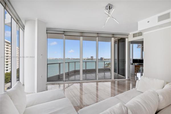 Paramount Bay, 2020 N Bayshore Dr #801, Miami, Florida 33137, image 3