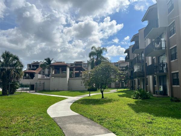 Westbird Village, 3601 SW 117th Ave #9-107, University Park, Florida 33175, image 2