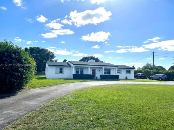 Newport, 840 NW 15th St, Homestead, Florida 33030, image 1