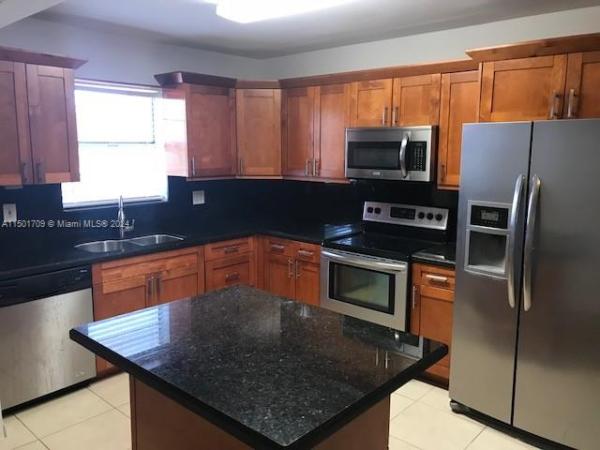 Pinewood, 2836 Fillmore St #36, Hollywood, Florida 33020, image 3