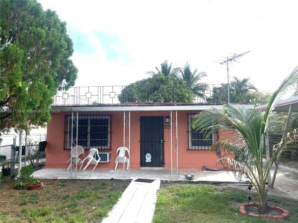 Hialeah Residential, 726 E 19th St, Hialeah, Florida 33013, image 1