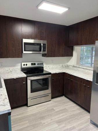 Villas Of Windmill Point, 253 SW Sterret Cir #253, Port St. Lucie, Florida 34953, image 1