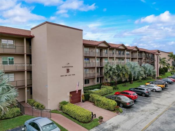 Lancaster At Century Village, Pembroke Pines, Florida 33027, image 1