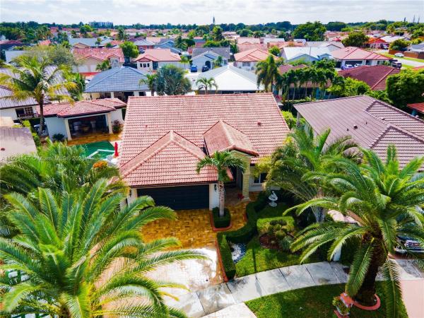 Bird Lakes South, 14362 SW 49th Ln, Kendale Lakes, Florida 33175, image 3