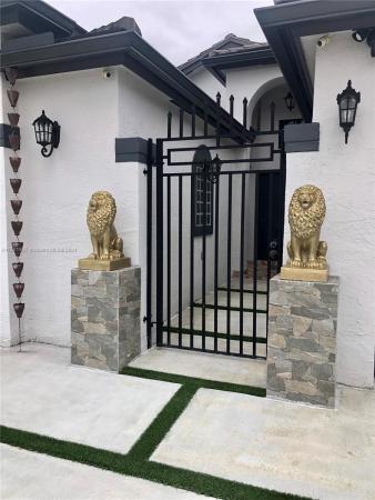 Shoma Homes At Tamiami, 1005 NW 129th Pl, Tamiami, Florida 33182, image 2