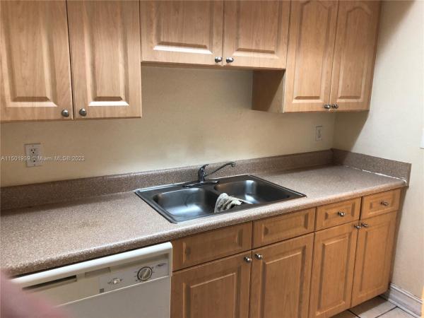 Stonebridge Gardens, 2866 NW 55th Ave #1C, Lauderhill, Florida 33313, image 3