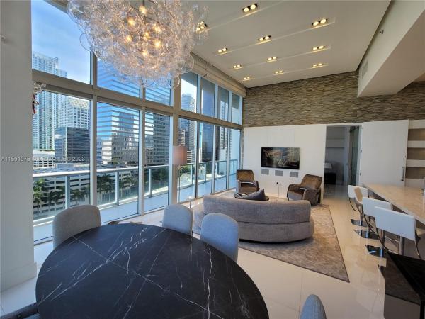 Icon Brickell Tower 2, 495 Brickell Ave #1401, Miami, Florida 33131, image 1