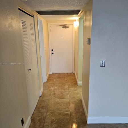 Poinciana Place Of Pine Island Ridge, 9450 Poinciana Pl #305, Davie, Florida 33324, image 2