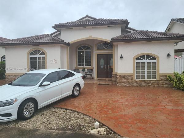 Tresor, 8932 NW 145th Ln, Miami Lakes, Florida 33018, image 1