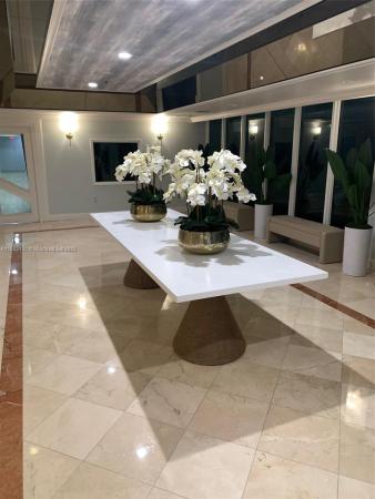 Portugal Towers, 3200 Collins Ave #3-4, Miami Beach, Florida 33140, image 1