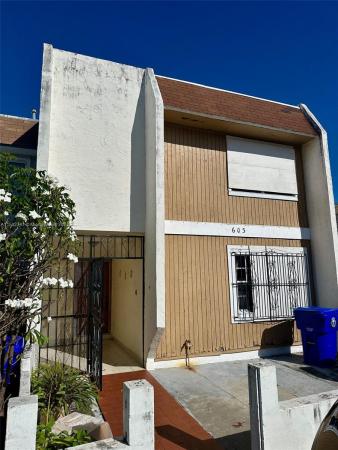 Culmer Villas, 603 NW 10th St, Miami, Florida 33136, image 2