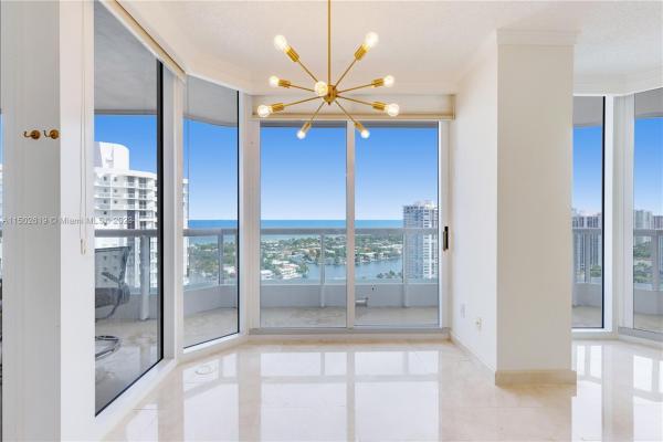South Tower At The Point, 21055 NE 37th Ave #2910, Aventura, Florida 33180, image 3