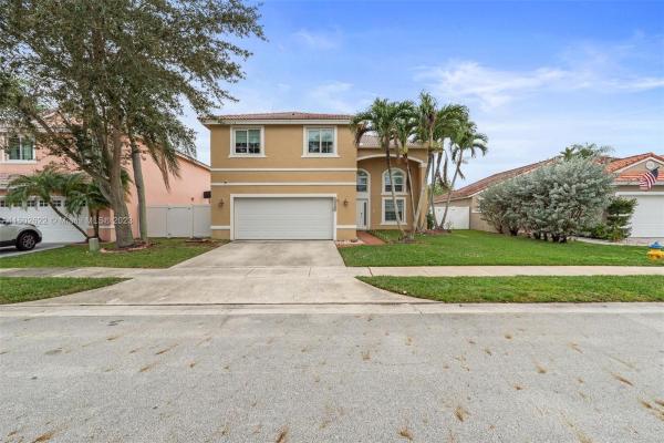 Kensington, 18940 NW 10th St, Pembroke Pines, Florida 33029, image 1