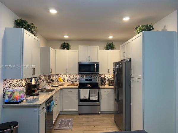 Towns At Seascape, 1065 SE 24th Ave, Homestead, Florida 33035, image 2
