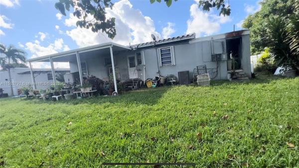 Biscayne Gardens, 771 NW 147th St, Golden Glades, Florida 33168, image 3