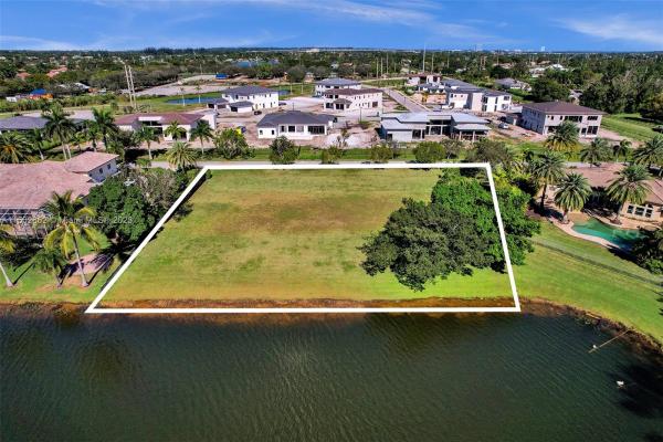 Vista Lakes, 14892 SW 17th St, Davie, Florida 33326, image 1