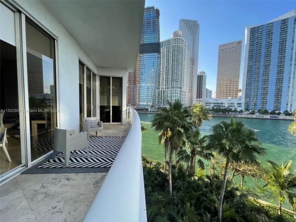 Carbonell, 901 Brickell Key Blvd #508, Miami, Florida 33131, image 1