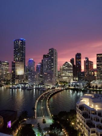 Isola, 770 Claughton Island Dr #17, Miami, Florida 33131, image 1