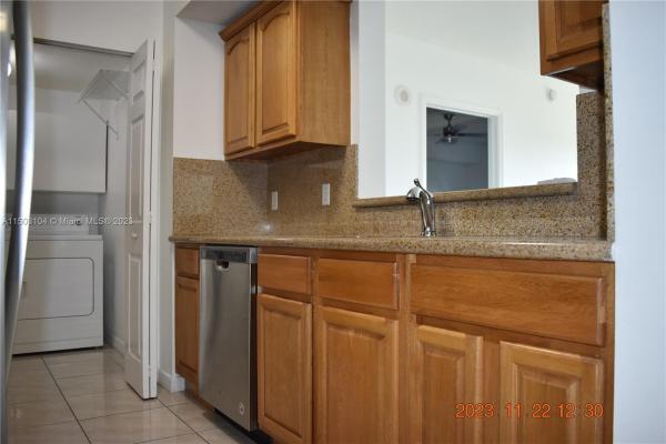 Keystone Park, 4242 NW 2nd St #1410, Miami, Florida 33126, image 2