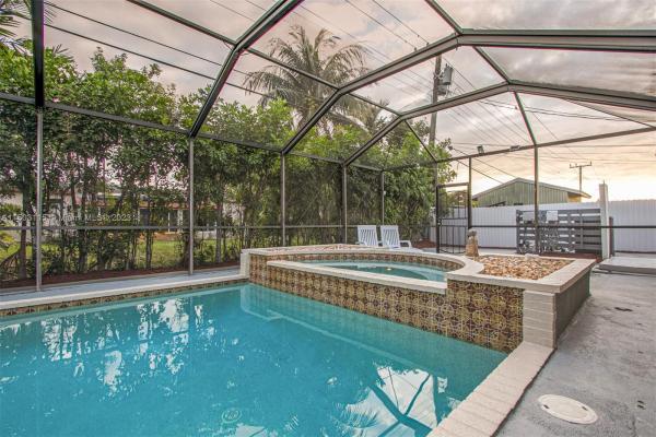 Boulevard Heights, 6508 Eaton St, Hollywood, Florida 33024, image 3