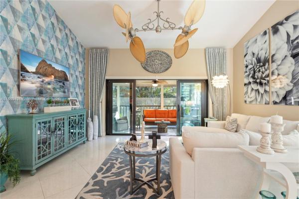 The Lexington Club Villas, 7852 Lexington Club Blvd #D, Delray Beach, Florida 33446, image 3