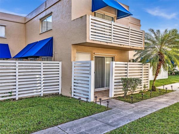 Arbor Courts, 14338 SW 96th Ter, The Hammocks, Florida 33186, image 3