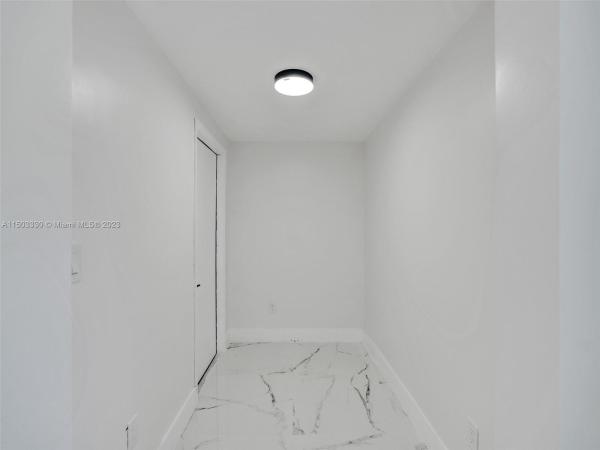Placido Place, 39 NE 16th Ct, Fort Lauderdale, Florida 33305, image 3