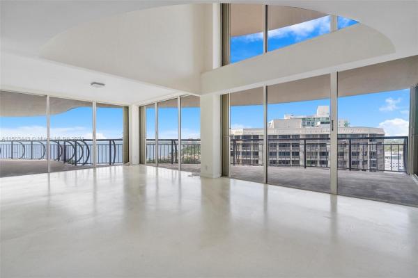 Grove Towers, 2843 S Bayshore Dr #P2-C, Miami, Florida 33133, image 2