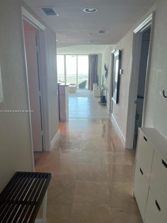 One Fifty One At Biscayne, 14951 Royal Oaks Ln #2305, North Miami, Florida 33181, image 3