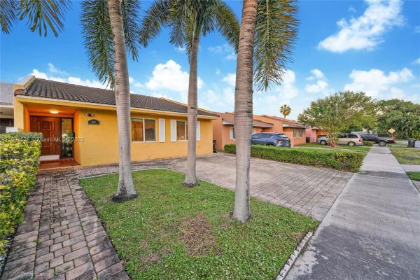 Kirk Estates, 821 SW 12th Pl #821, Fort Lauderdale, Florida 33315, image 1