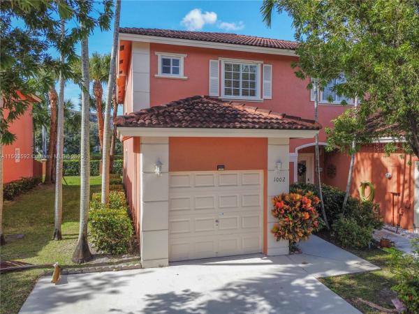 Monte Carlo Townhomes, 1002 NW 100th Ave, Pembroke Pines, Florida 33024, image 2