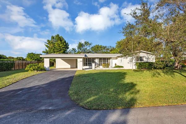 Whispering Pines Estates, 8495 SW 186th St, Cutler Bay, Florida 33157, image 2