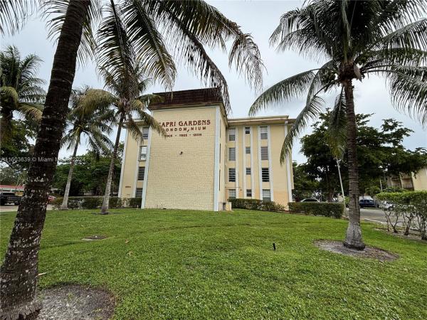 Capri Gardens, 12035 NE 2nd Ave #A411, North Miami, Florida 33161, image 2
