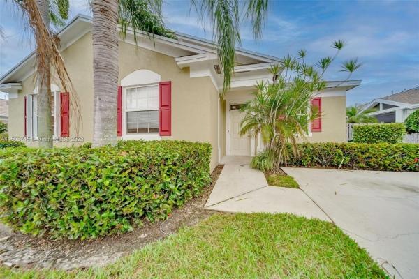 Plum Harbor, 5853 Plum Harbor Cir, Tamarac, Florida 33321, image 1