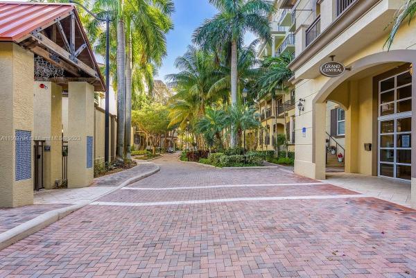 Wilton Station, 2609 NE 14th Ave #102, Wilton Manors, Florida 33334, image 3